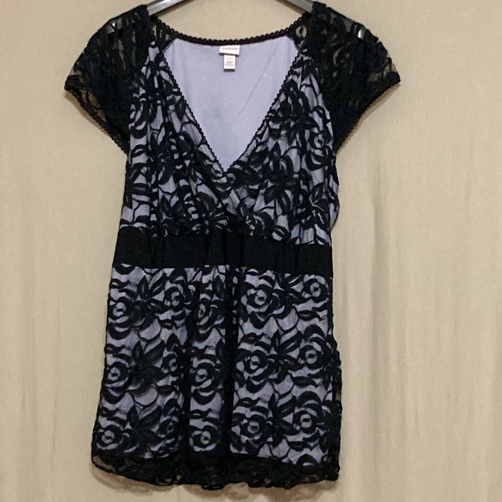 Vintage Venezia cap sleeve black lace top 22/24 EUC